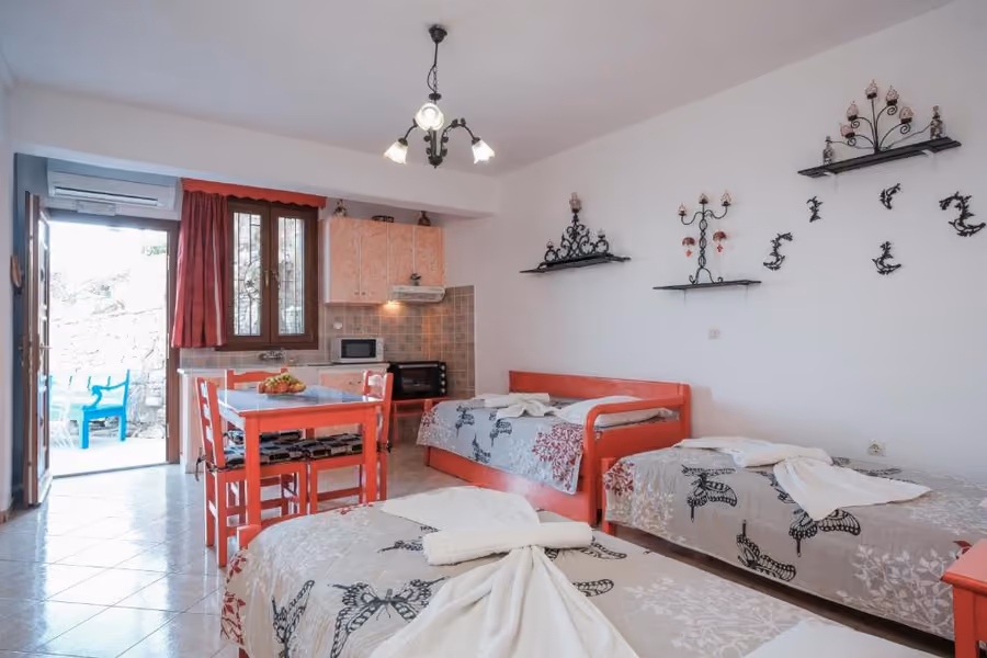 Agios Lazaros Studios 4