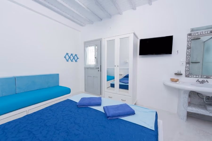 Isabel Studios  4